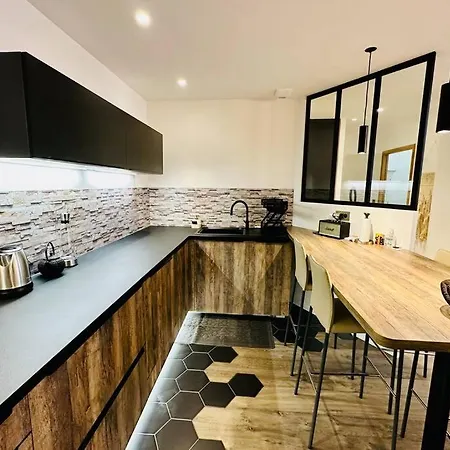 Chateau Trompette Tourny 아파트 *