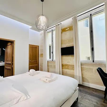 아파트 Chateau Trompette Tourny *