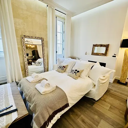 아파트 Chateau Trompette Tourny *