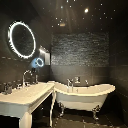 Chateau Trompette Tourny 아파트